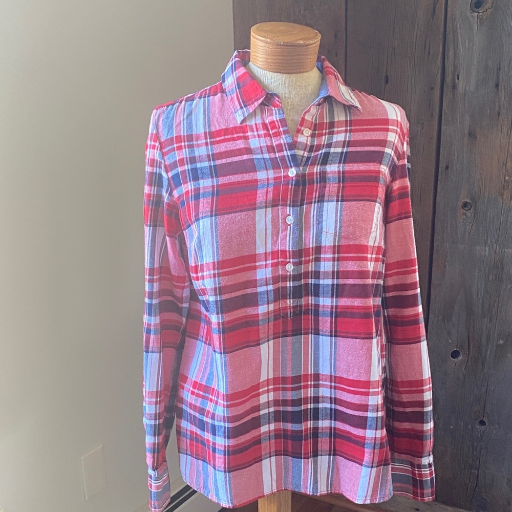Tommy Hilfiger women’s long sleeve soft plaid half button down shirt size small